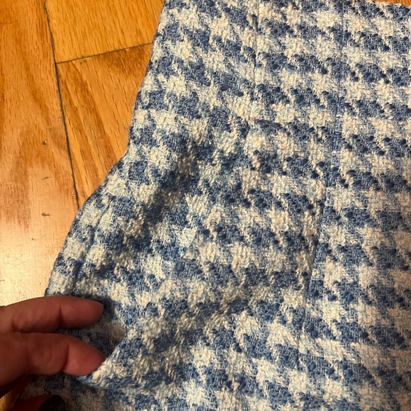 Zara Textured Blue and White Skirt - Picture 3 of 3